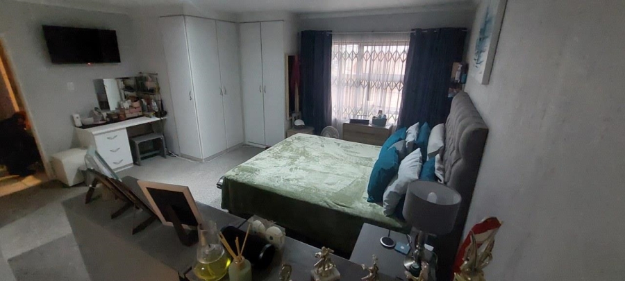 3 Bedroom Property for Sale in New Redruth Gauteng