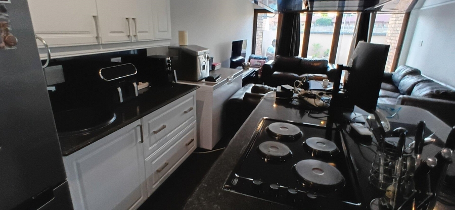 2 Bedroom Property for Sale in Sunward Park Gauteng