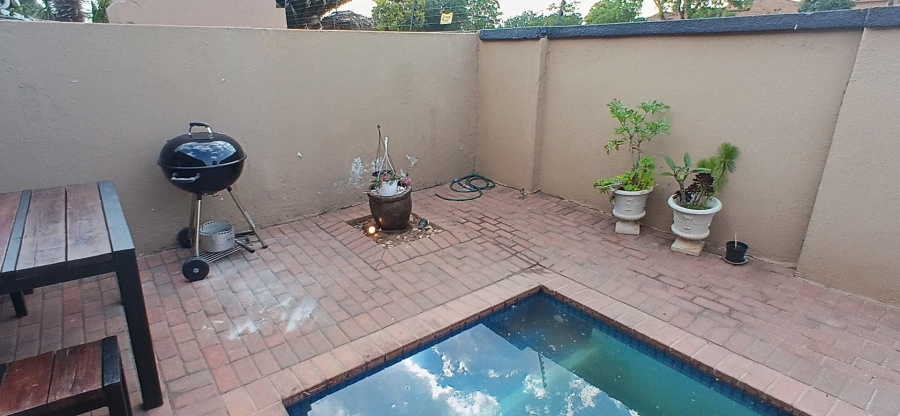 2 Bedroom Property for Sale in Sunward Park Gauteng