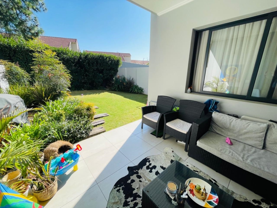 To Let 2 Bedroom Property for Rent in Morningside Gauteng