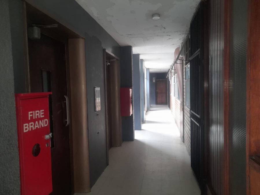 1 Bedroom Property for Sale in Berea Gauteng