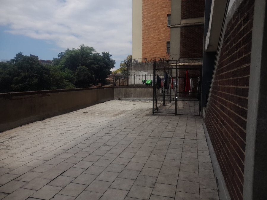 1 Bedroom Property for Sale in Berea Gauteng