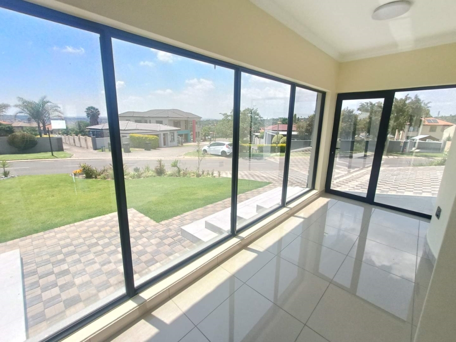 4 Bedroom Property for Sale in Arundo Estate Gauteng