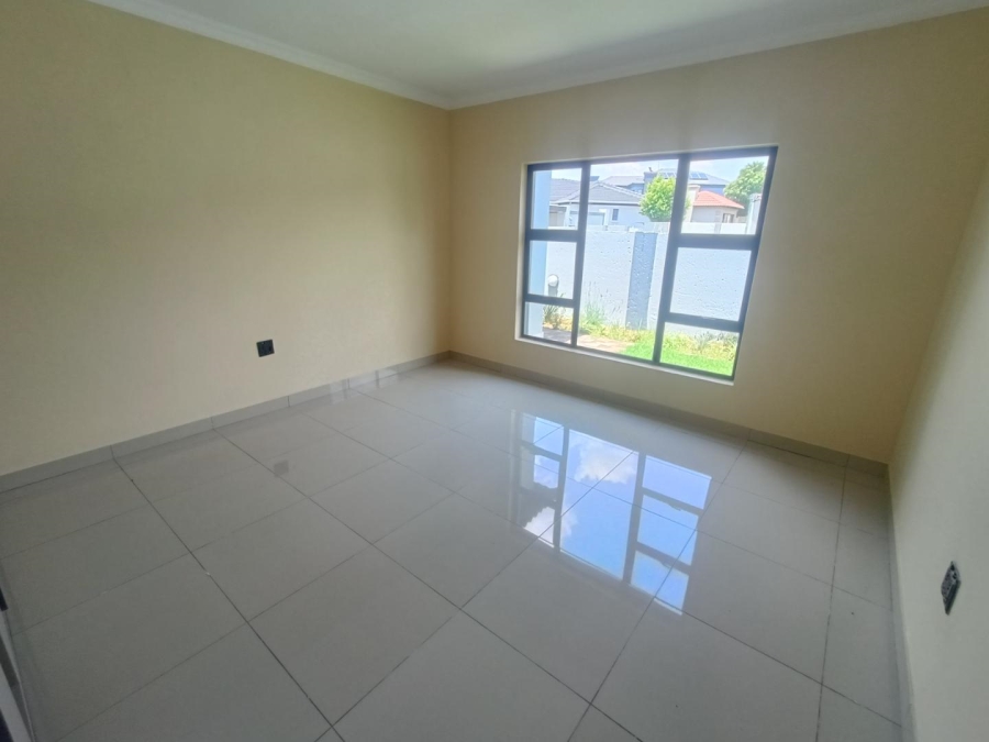 4 Bedroom Property for Sale in Arundo Estate Gauteng