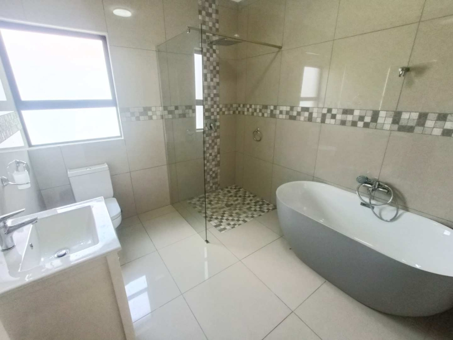 4 Bedroom Property for Sale in Arundo Estate Gauteng