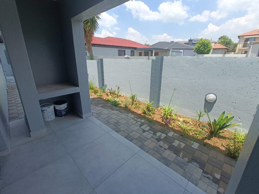 4 Bedroom Property for Sale in Arundo Estate Gauteng