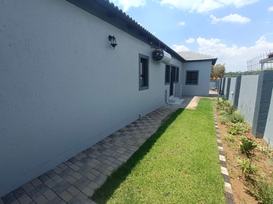 4 Bedroom Property for Sale in Arundo Estate Gauteng