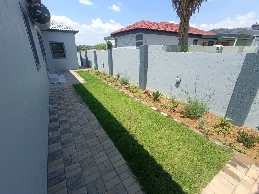 4 Bedroom Property for Sale in Arundo Estate Gauteng