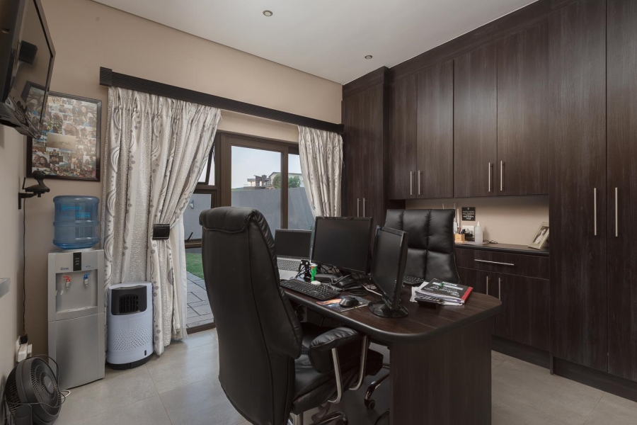 4 Bedroom Property for Sale in Eye of Africa Gauteng