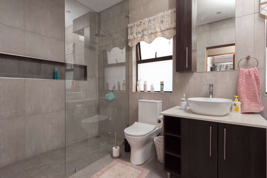 4 Bedroom Property for Sale in Eye of Africa Gauteng