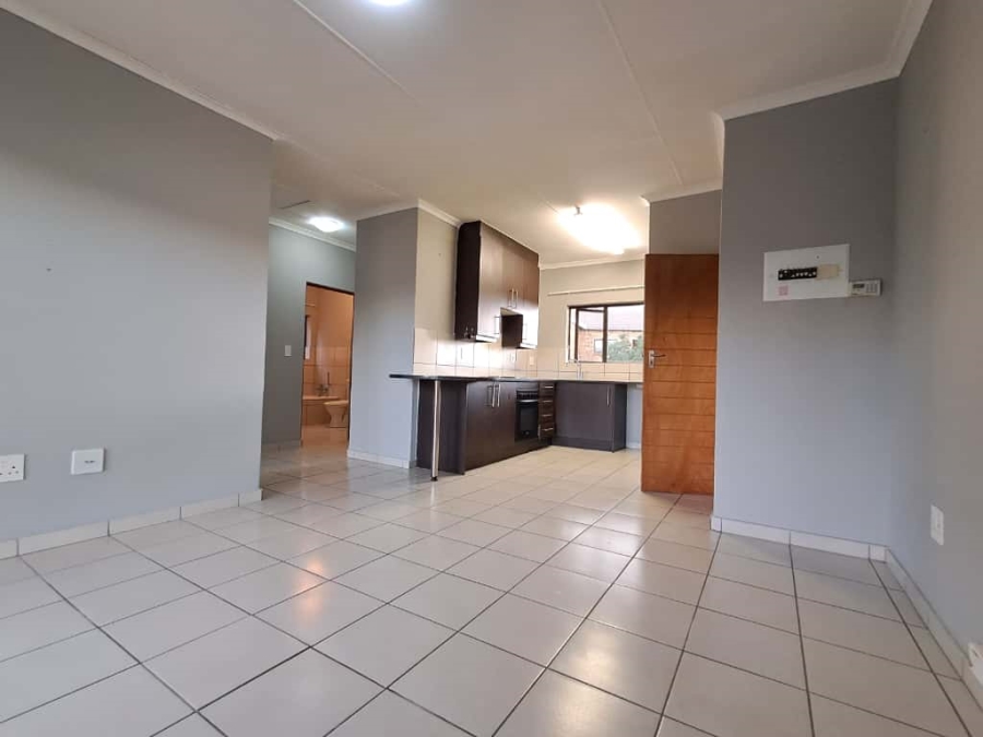 2 Bedroom Property for Sale in South Crest Gauteng