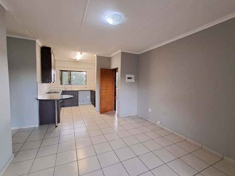 2 Bedroom Property for Sale in South Crest Gauteng