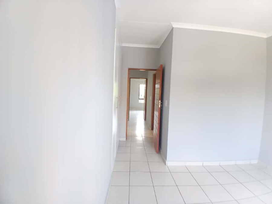 2 Bedroom Property for Sale in South Crest Gauteng