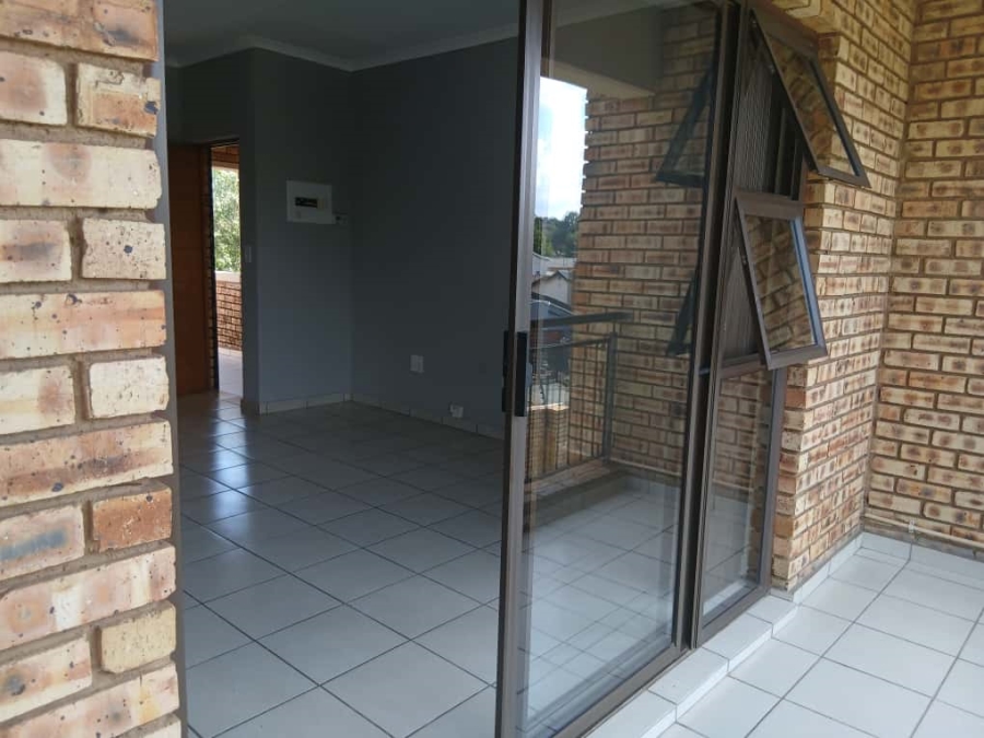 2 Bedroom Property for Sale in South Crest Gauteng