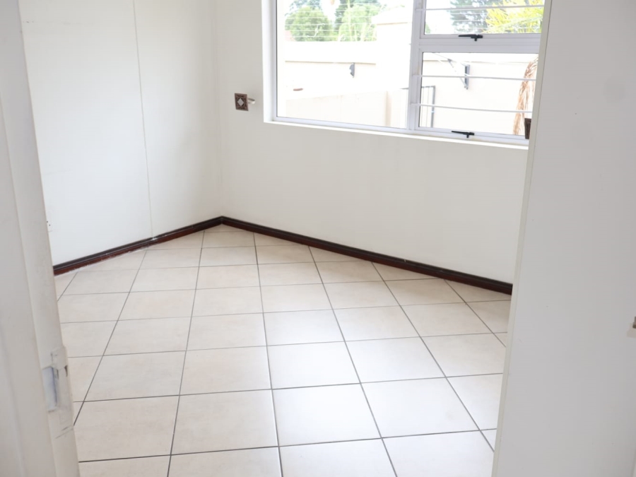 2 Bedroom Property for Sale in Rynfield A H Gauteng