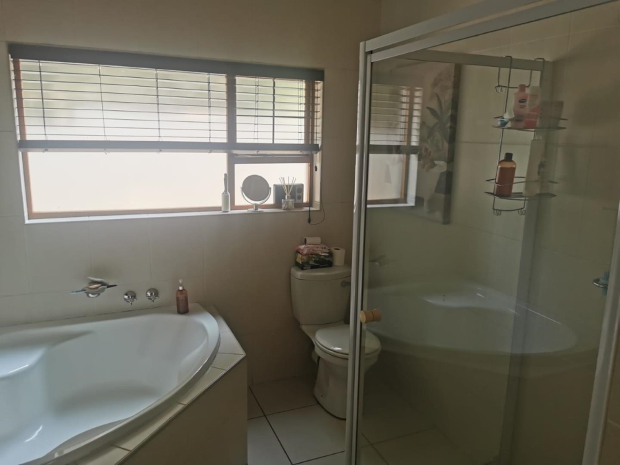 3 Bedroom Property for Sale in Midstream Estate Gauteng