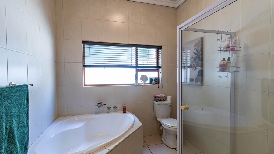 3 Bedroom Property for Sale in Midstream Estate Gauteng