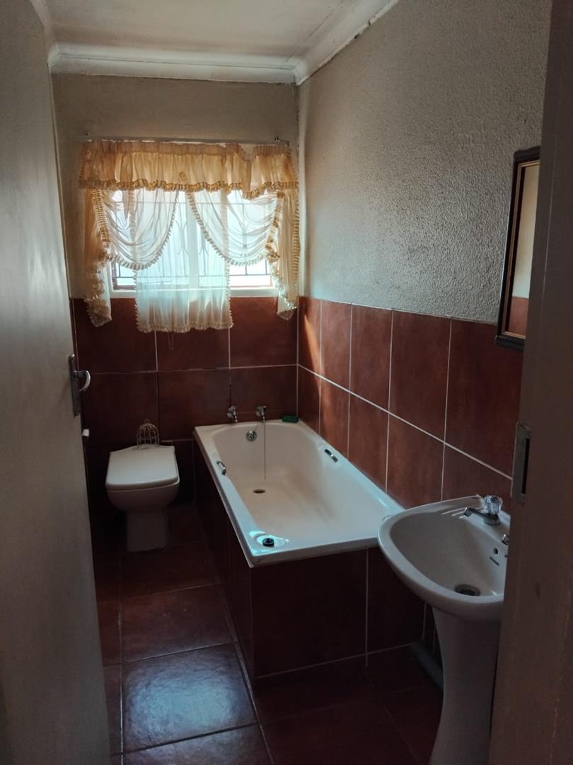 3 Bedroom Property for Sale in Ga-Rankuwa Gauteng