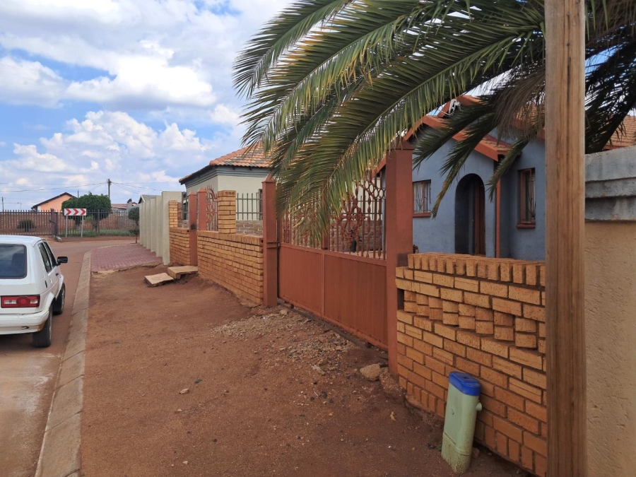 2 Bedroom Property for Sale in Ga-Rankuwa Gauteng