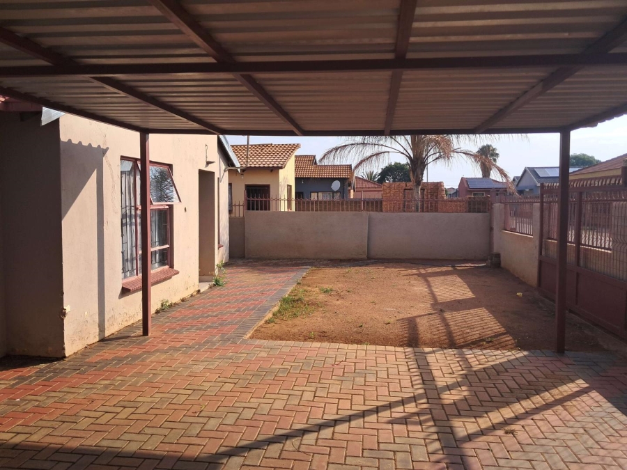 3 Bedroom Property for Sale in Ga-rankuwa Unit 17 Gauteng