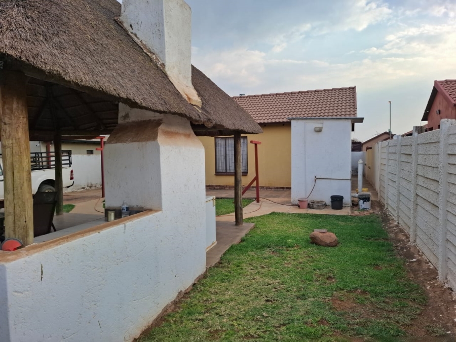 3 Bedroom Property for Sale in Soshanguve Gauteng