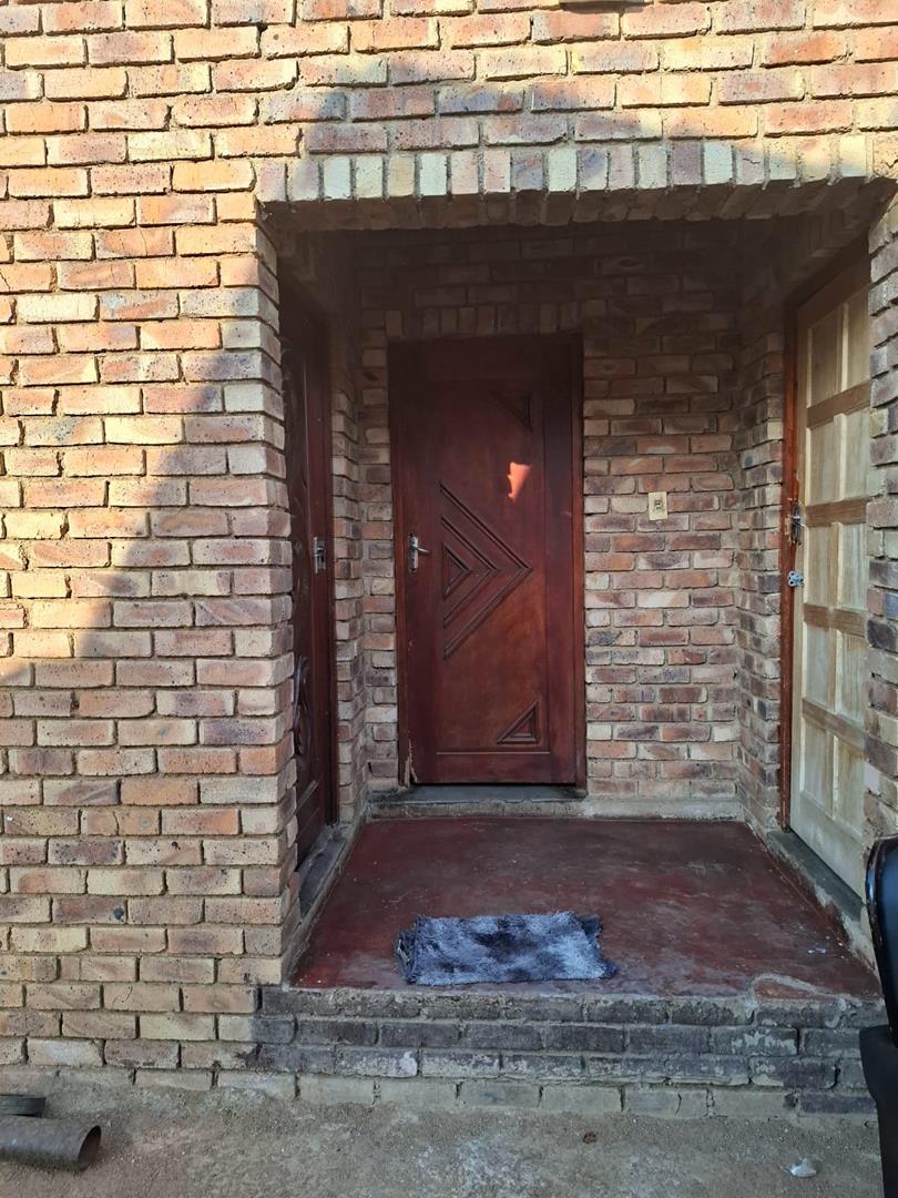 3 Bedroom Property for Sale in Soshanguve Gauteng