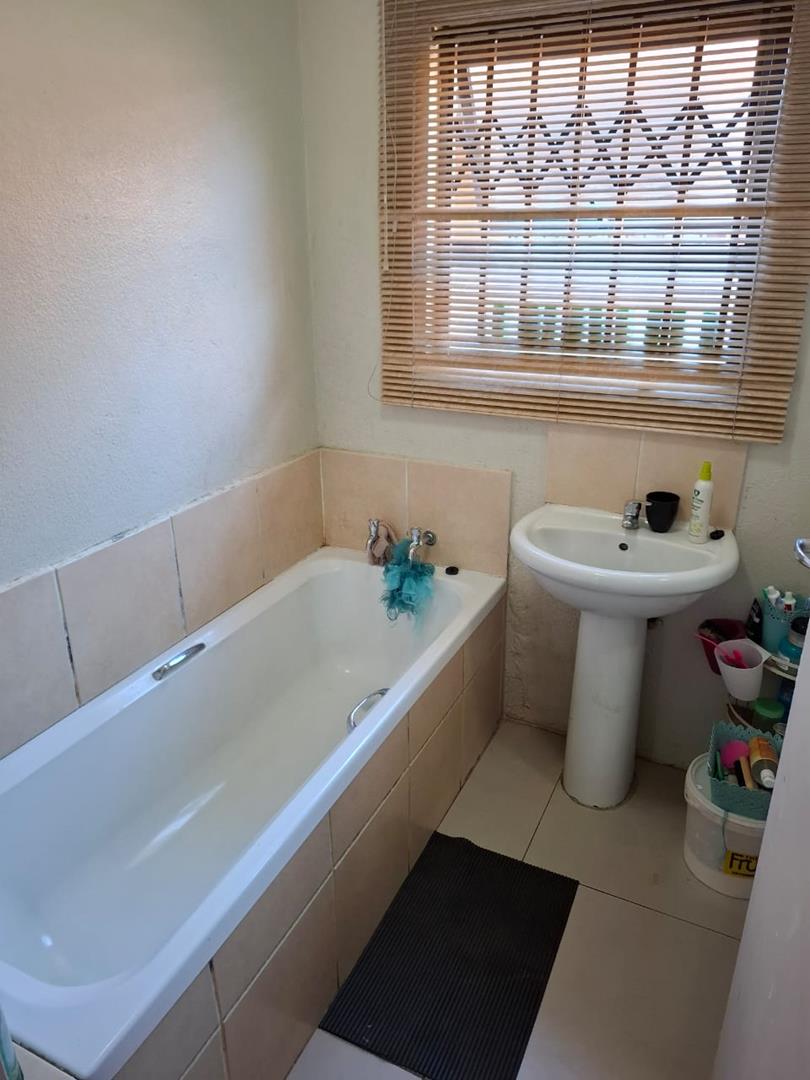 3 Bedroom Property for Sale in Soshanguve Gauteng