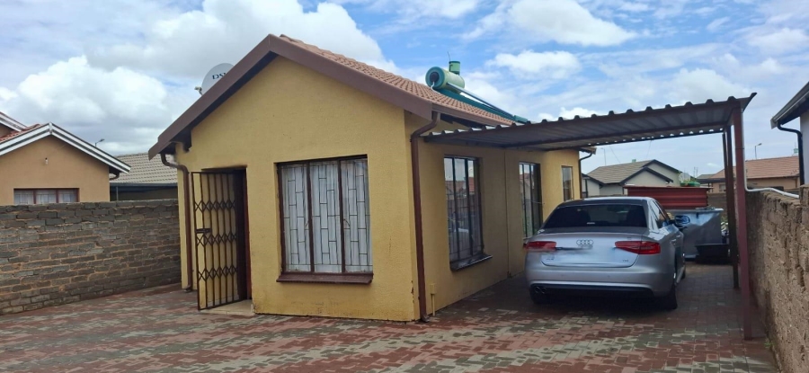 3 Bedroom Property for Sale in Soshanguve VV Gauteng