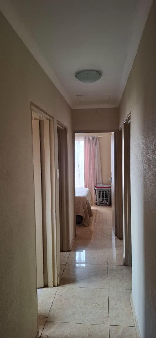 3 Bedroom Property for Sale in Soshanguve VV Gauteng