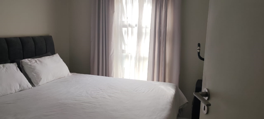 1 Bedroom Property for Sale in Grand Central Gauteng