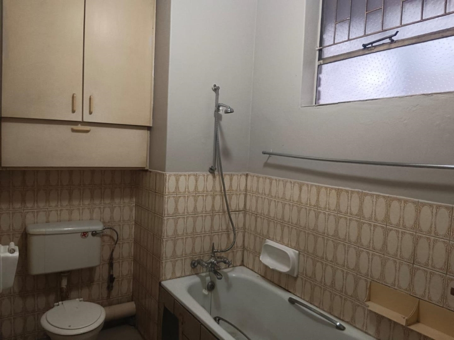 1 Bedroom Property for Sale in Pretoria West Gauteng