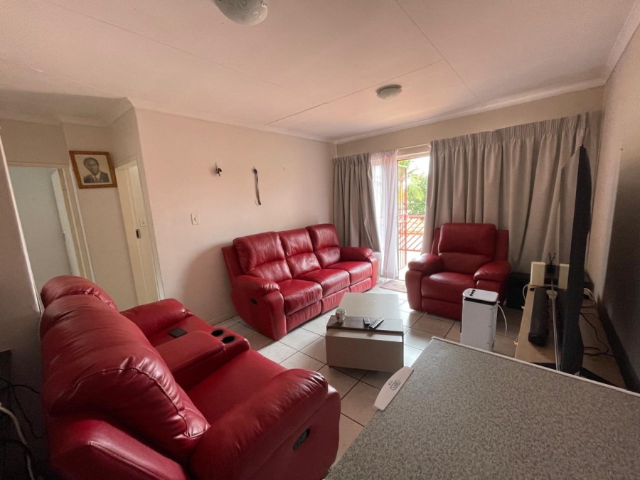 2 Bedroom Property for Sale in Faerie Glen Gauteng