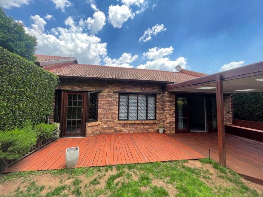 To Let 3 Bedroom Property for Rent in Glen Marais Ext 3 Gauteng
