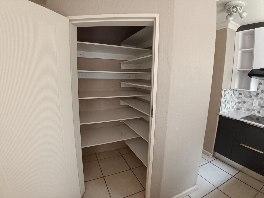 To Let 3 Bedroom Property for Rent in Moreleta Park Gauteng