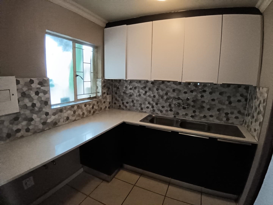 To Let 3 Bedroom Property for Rent in Moreleta Park Gauteng