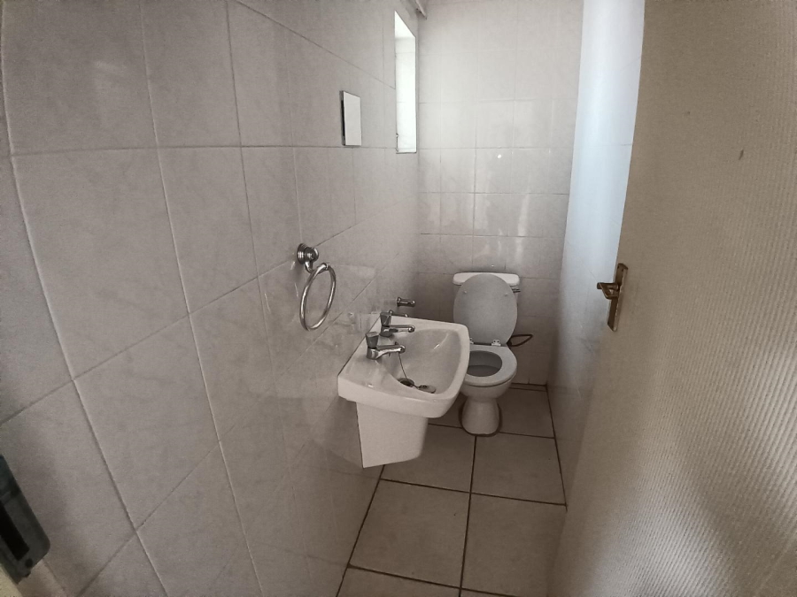 To Let 3 Bedroom Property for Rent in Moreleta Park Gauteng
