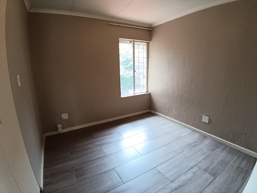 To Let 3 Bedroom Property for Rent in Moreleta Park Gauteng