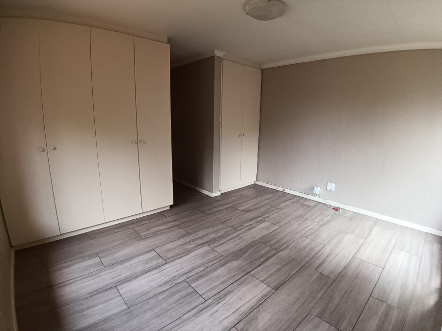 To Let 3 Bedroom Property for Rent in Moreleta Park Gauteng