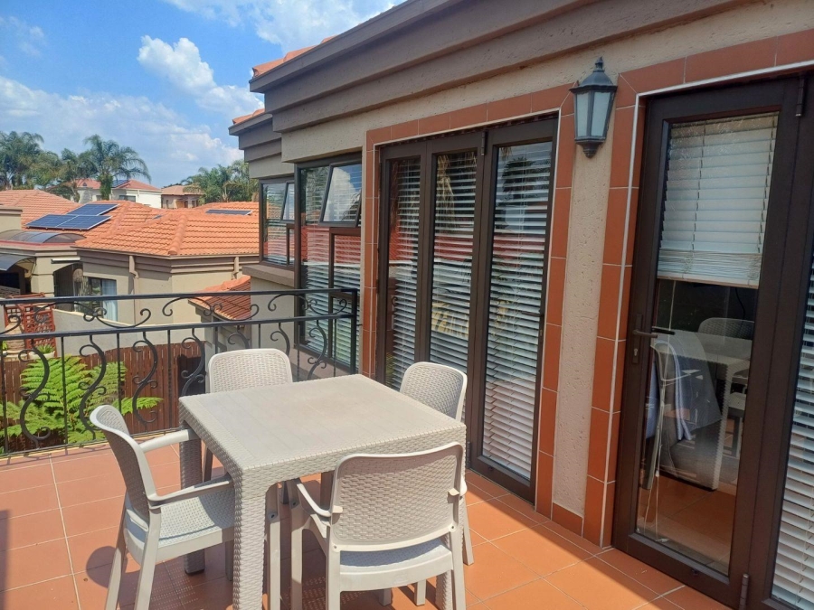 3 Bedroom Property for Sale in Glen Marais Gauteng