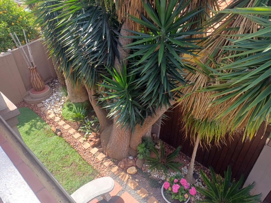 3 Bedroom Property for Sale in Glen Marais Gauteng