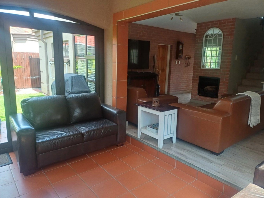 3 Bedroom Property for Sale in Glen Marais Gauteng
