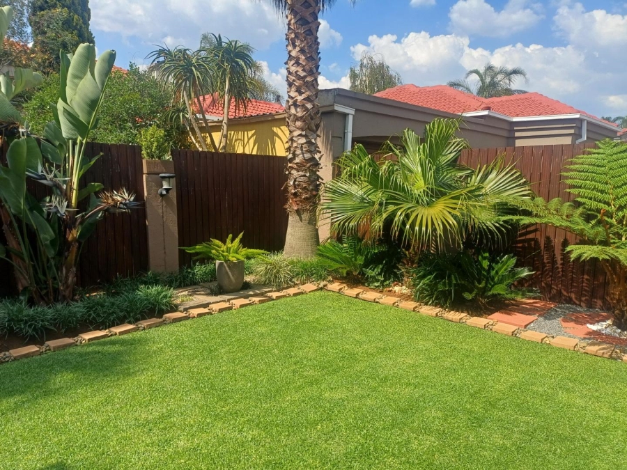 3 Bedroom Property for Sale in Glen Marais Gauteng