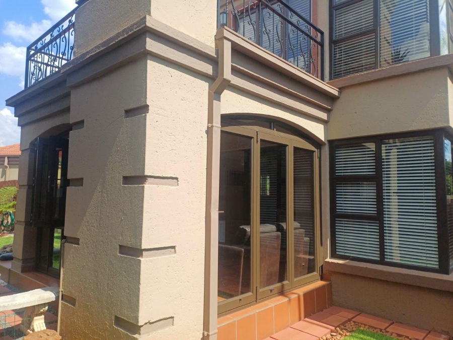 3 Bedroom Property for Sale in Glen Marais Gauteng