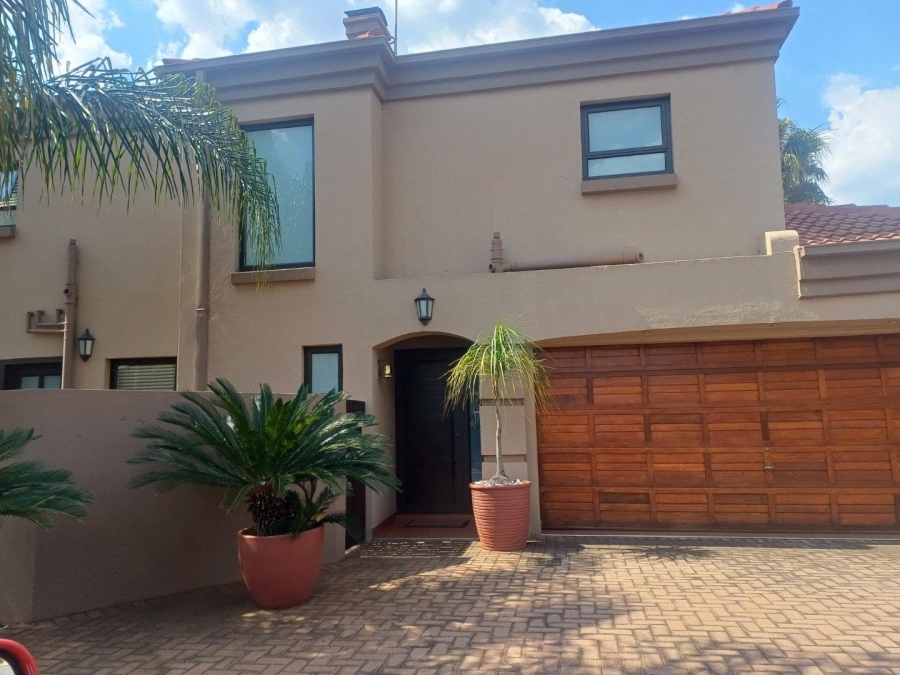 3 Bedroom Property for Sale in Glen Marais Gauteng
