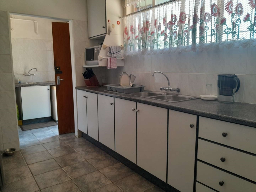 5 Bedroom Property for Sale in South Crest Gauteng
