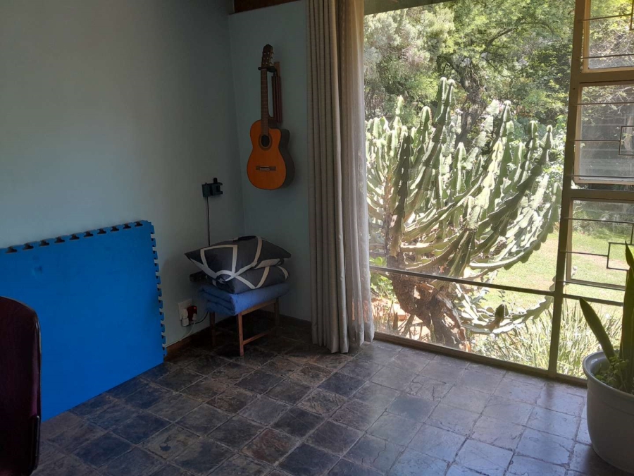 5 Bedroom Property for Sale in South Crest Gauteng