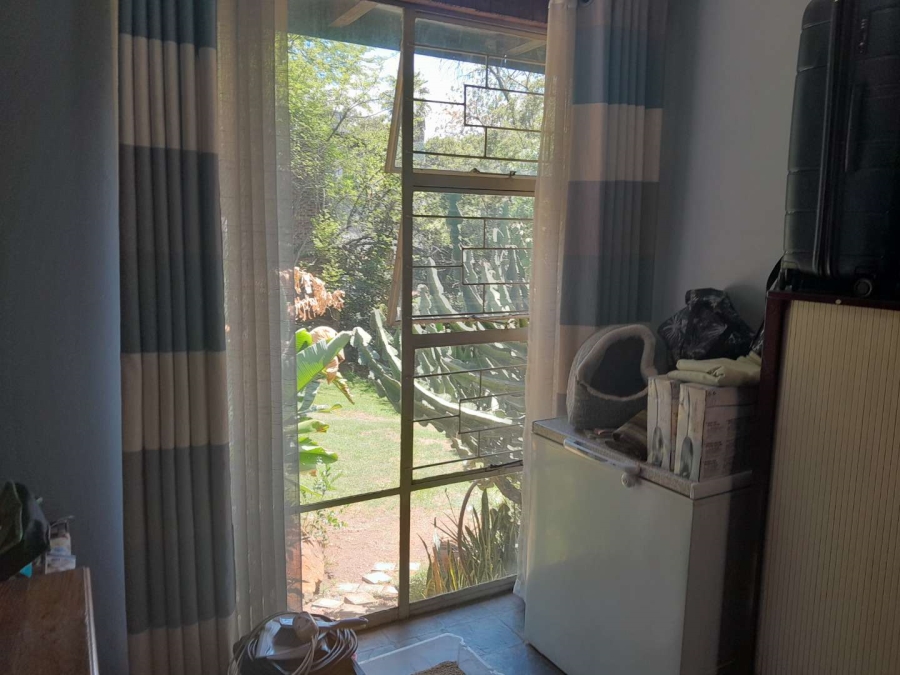 5 Bedroom Property for Sale in South Crest Gauteng