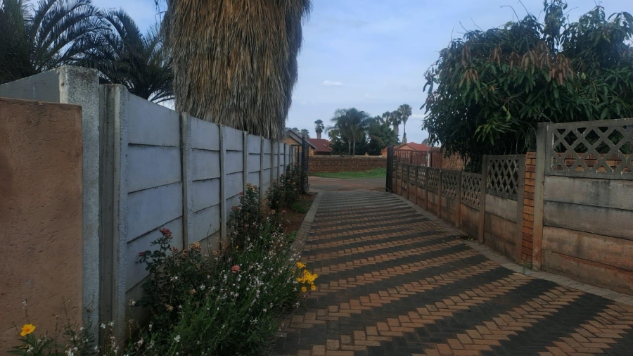 3 Bedroom Property for Sale in Clarina Gauteng