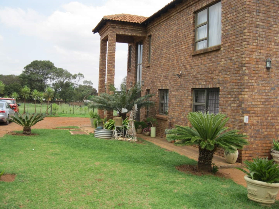 4 Bedroom Property for Sale in Rietvlei Country Estate Gauteng