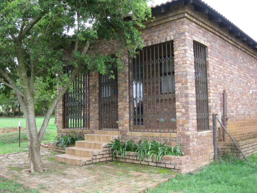 4 Bedroom Property for Sale in Rietvlei Country Estate Gauteng